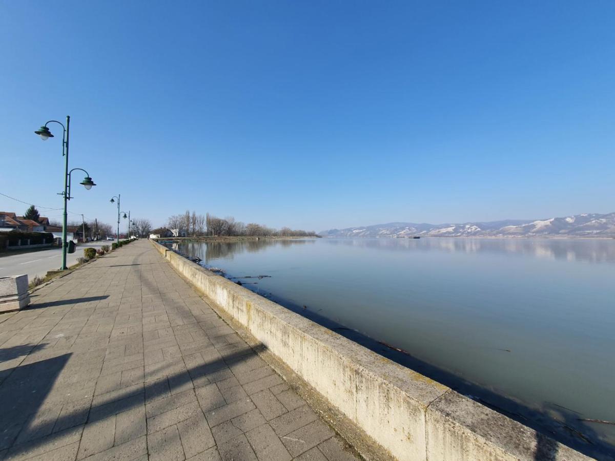 Ferienwohnung Andjelka A26 Veliko Gradište Exterior foto